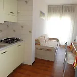 Flat With Terrace Apartamento *