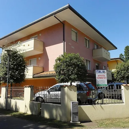 Flat With Terrace Apartamento *