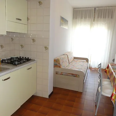 Flat With Terrace Appartement *